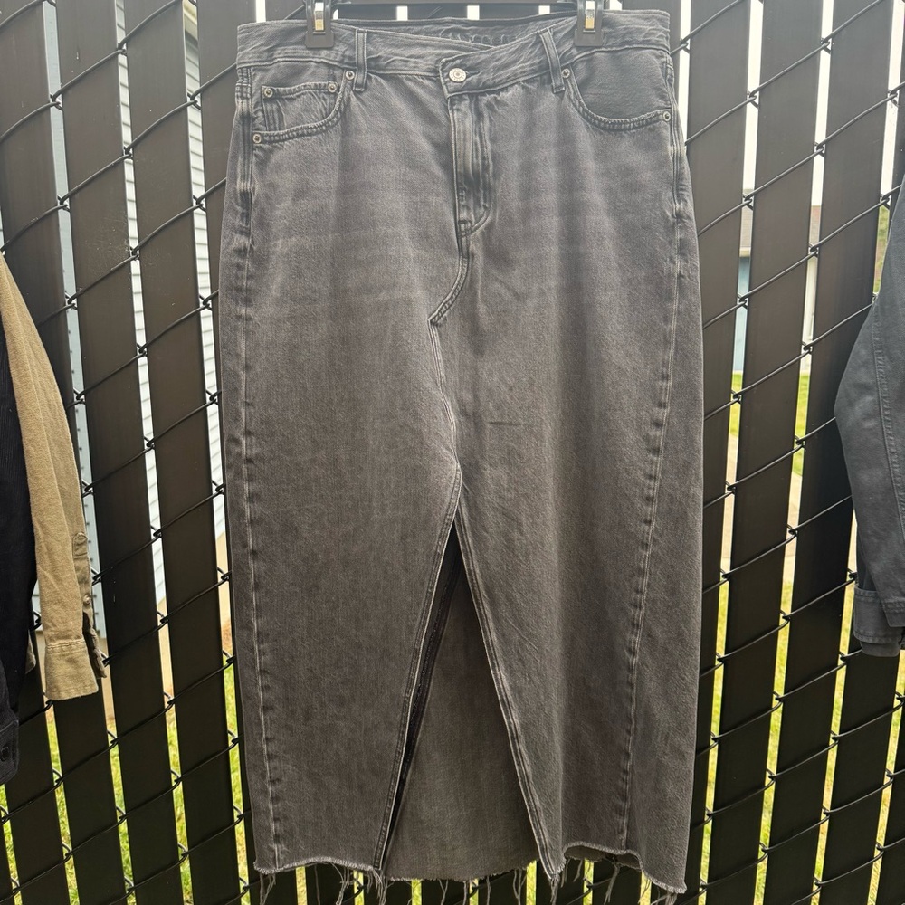 American Eagle Outfitters Charcoal Denim Skirt size 14